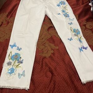 Boston Proper White Jeans with Blue Embroidery